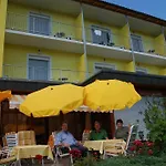 Agnes Guest house 3*